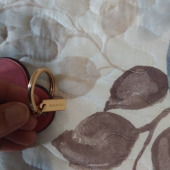 NWT Coach Heart Keychain/Purse Charm - Picture 3 of 8